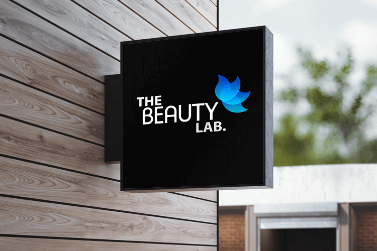 Das Firmenlogo von The Beautylab als Wandschild